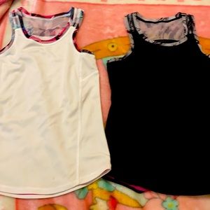 Black and white t-shirts